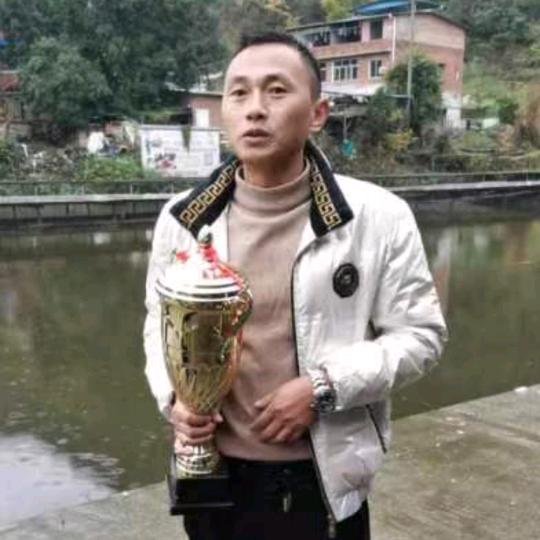 小鱼儿《尊师崔日》