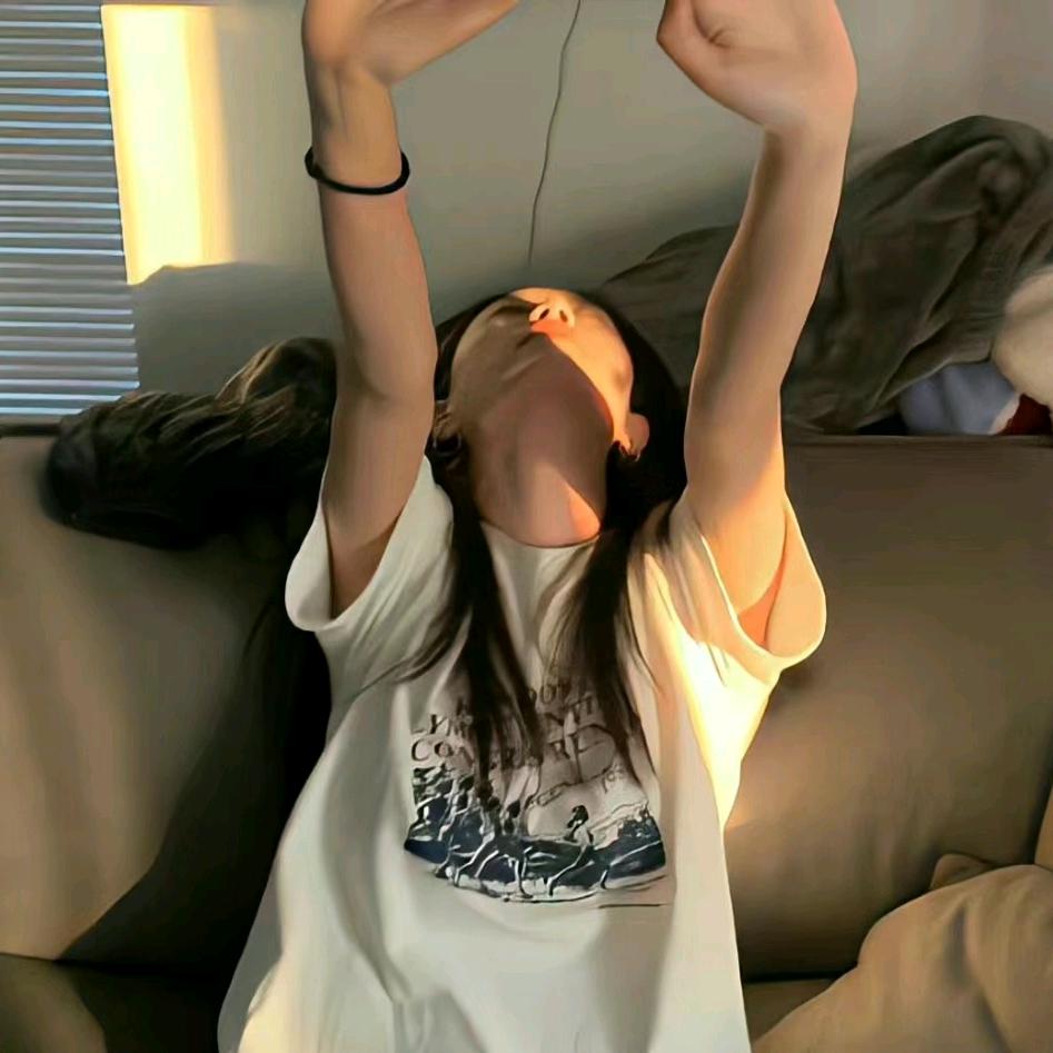 小羊咩咩.