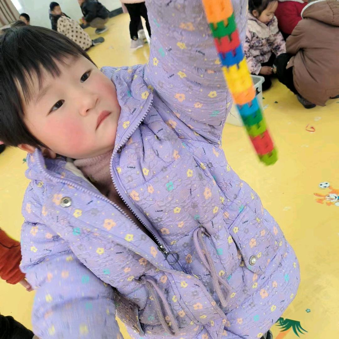 女神٩(๑òωó๑)۶