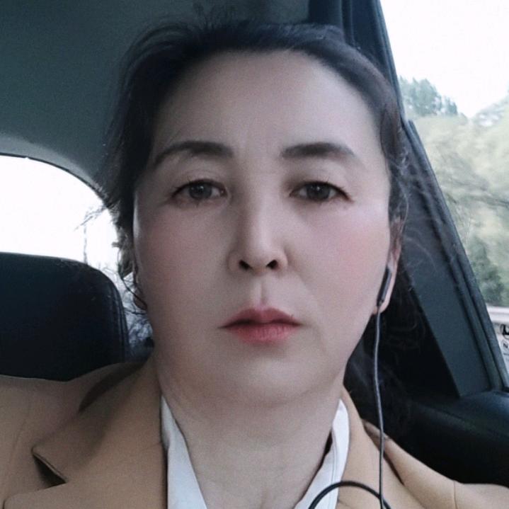 桃花红来，杏花花白