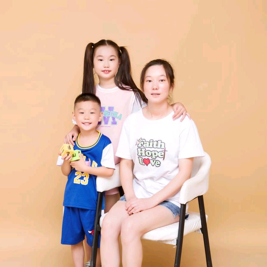 卖保温板的小弟弟