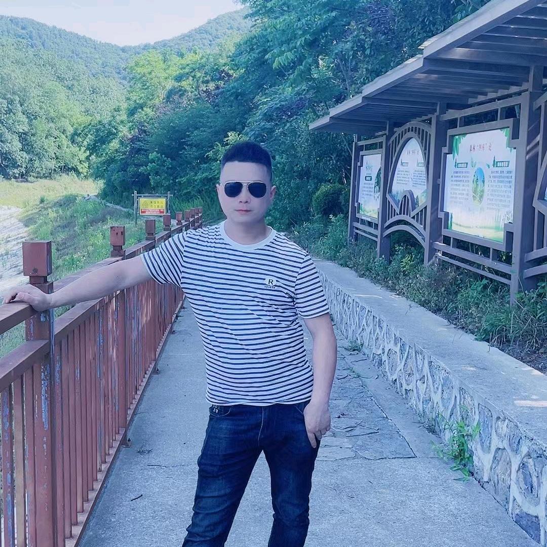 鑫泊莱全屋定制杰少