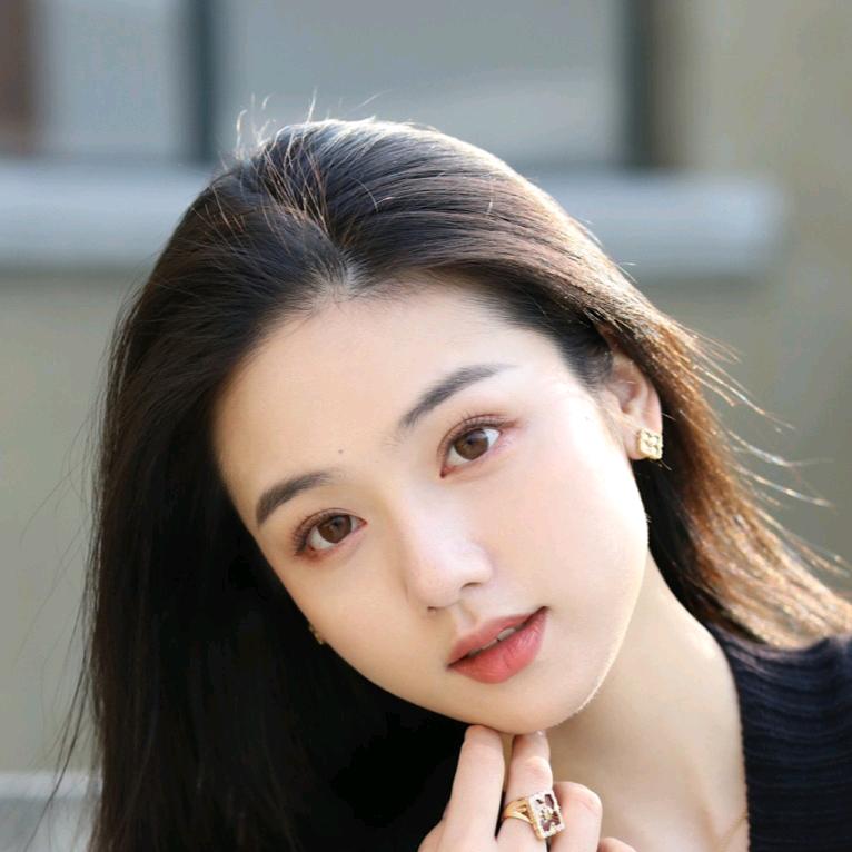 小彤@