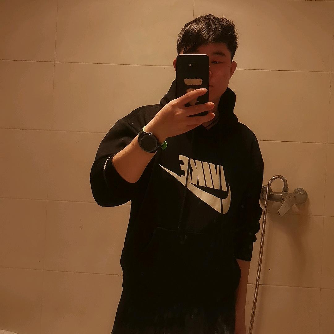 @啊东                ╲