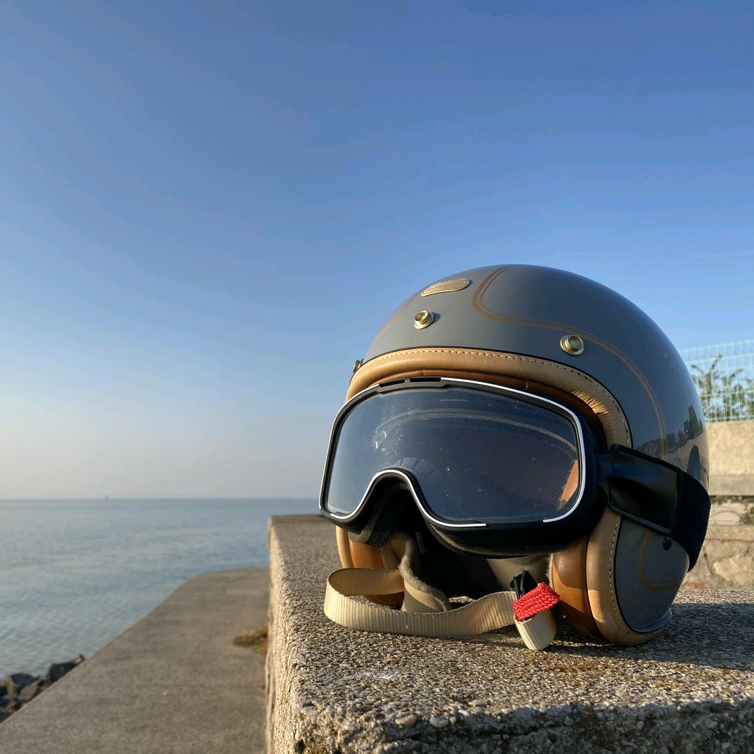 欧瓣头盔工厂厂家直销