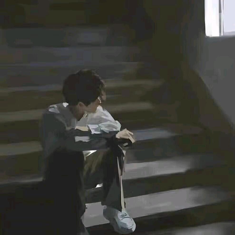 三都国潮酒吧楼面经理*白了个白