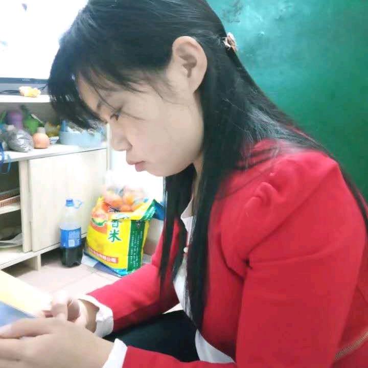 湖南坚强辣妹子