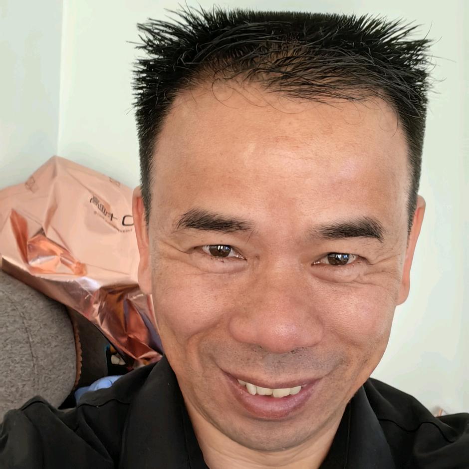 只有坚持