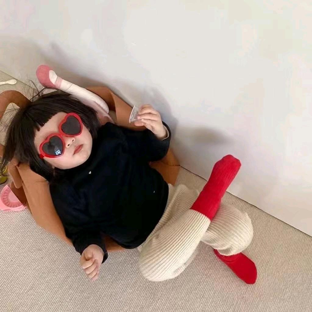 90575708975