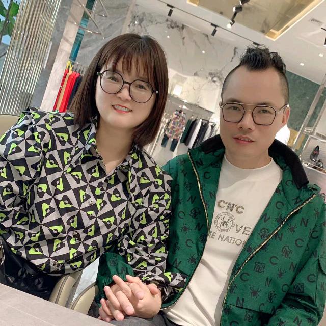 名豪国际精品服装
