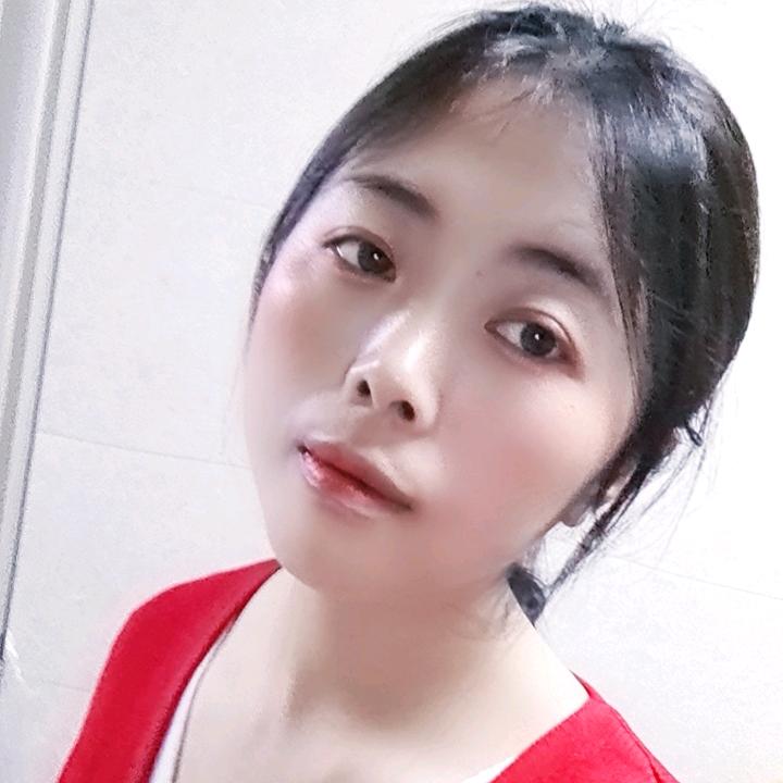 玲姐摆摊记