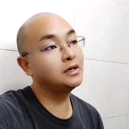 大  强