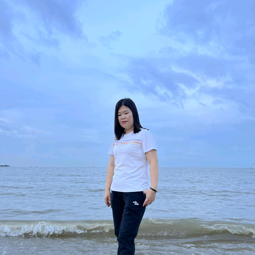 向钱看，向厚赚