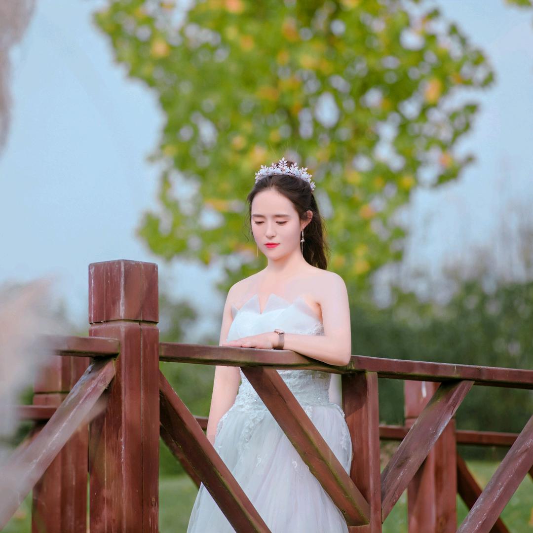 ୧⍤⃝💋洛颜ℳღ᭄