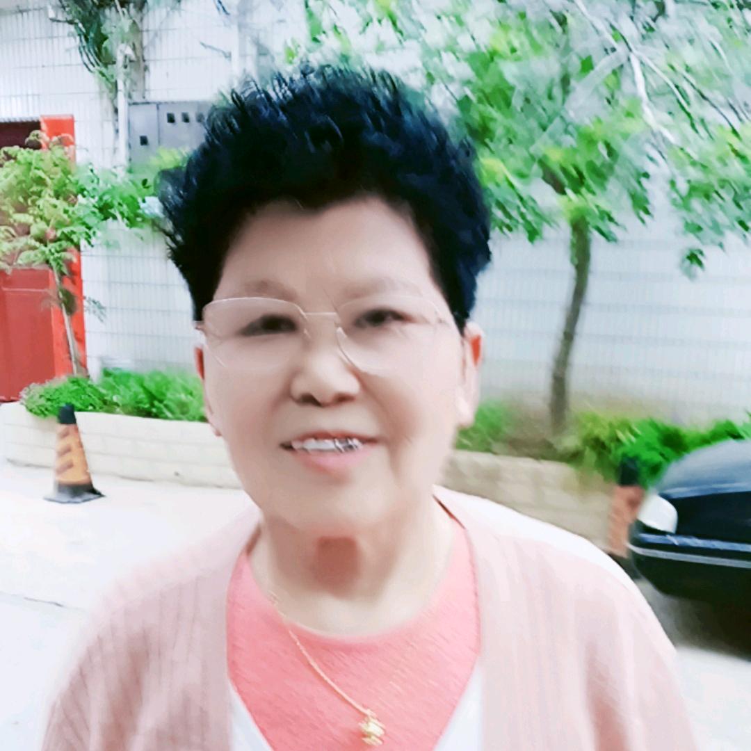 黄刚翠