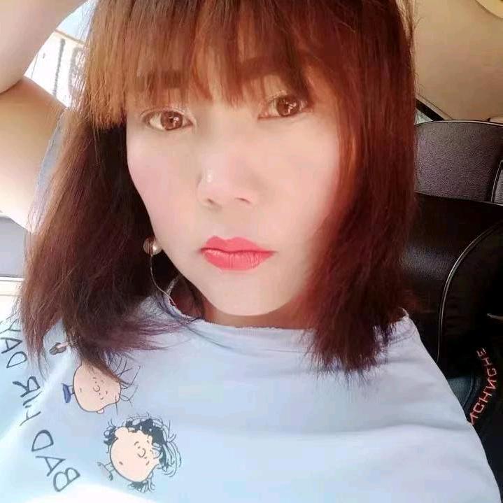 红唇烈女