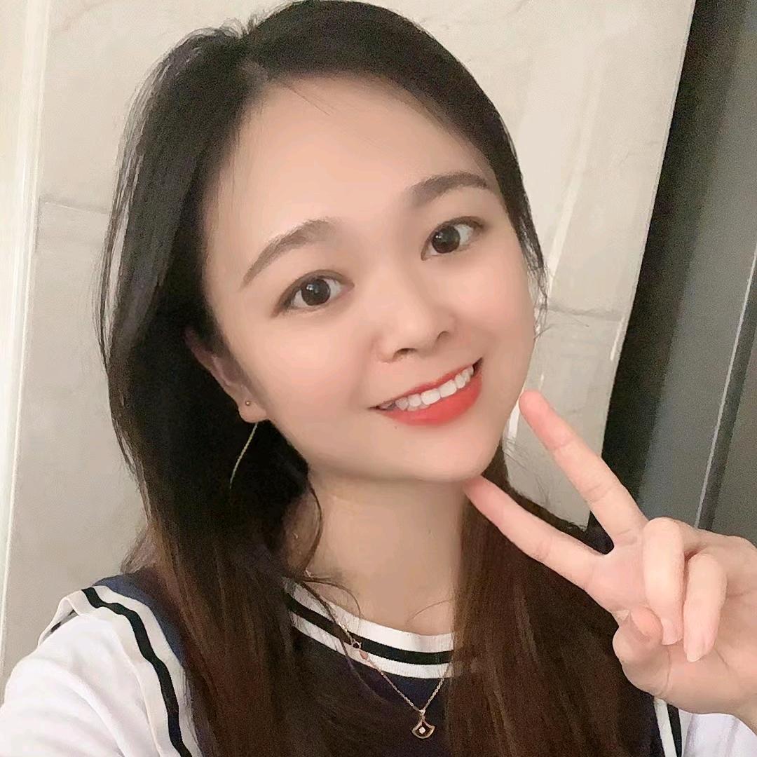 爱笑的女孩
