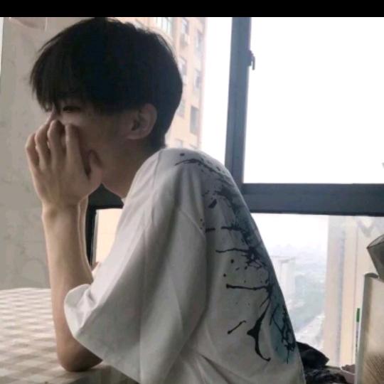 再见不负遇见🙋