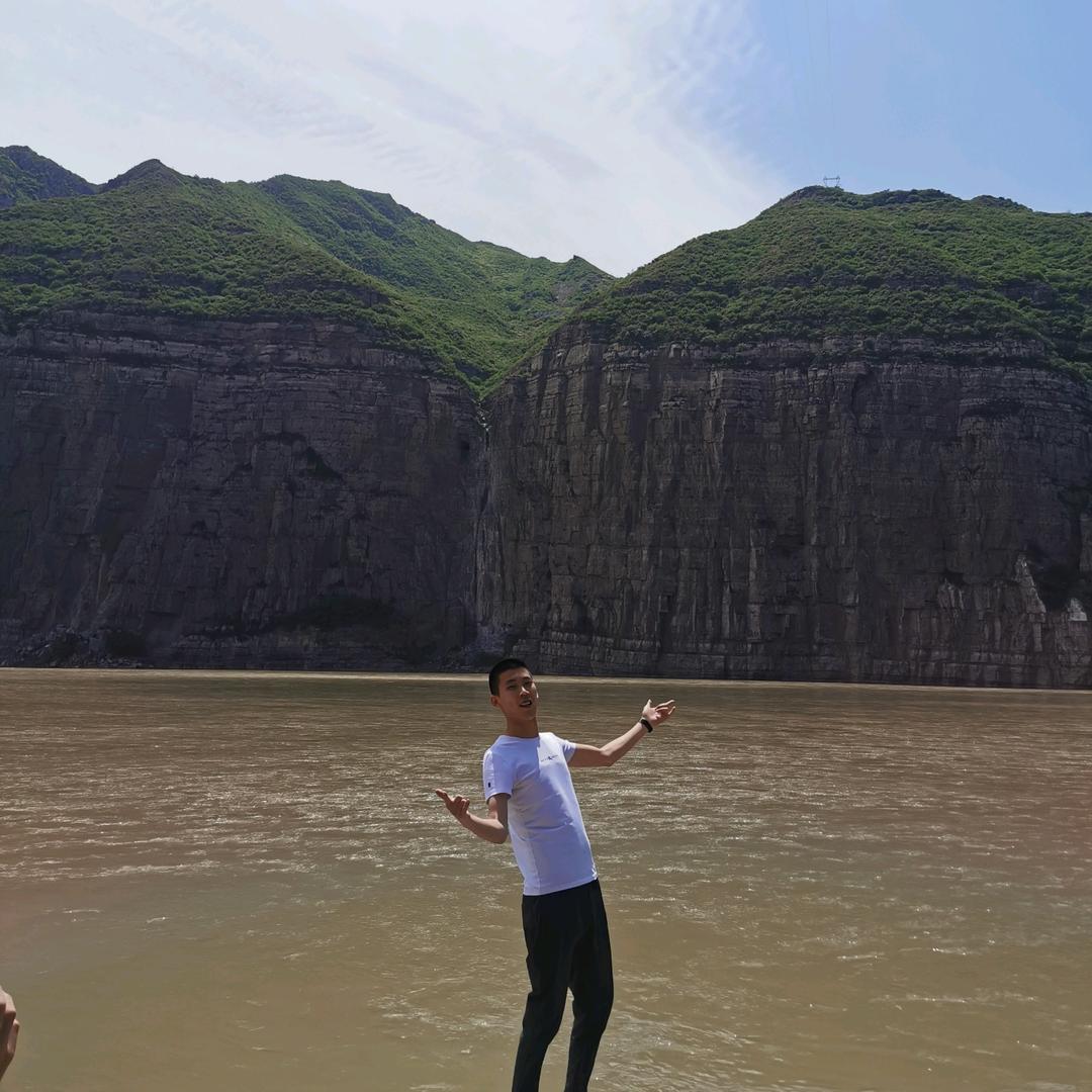 李飞