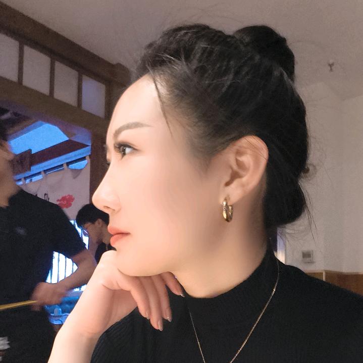 🌸陆  瑶