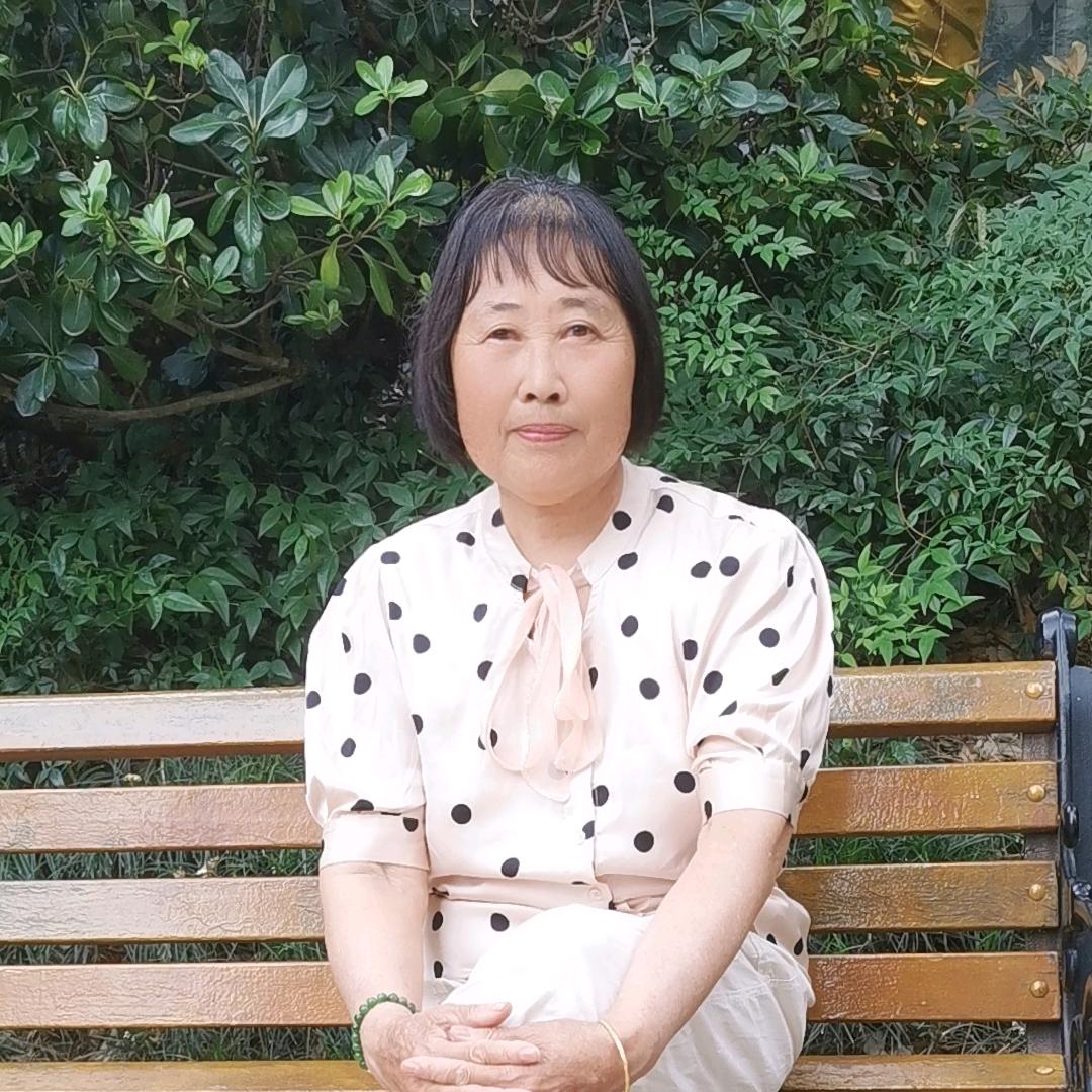汤美英