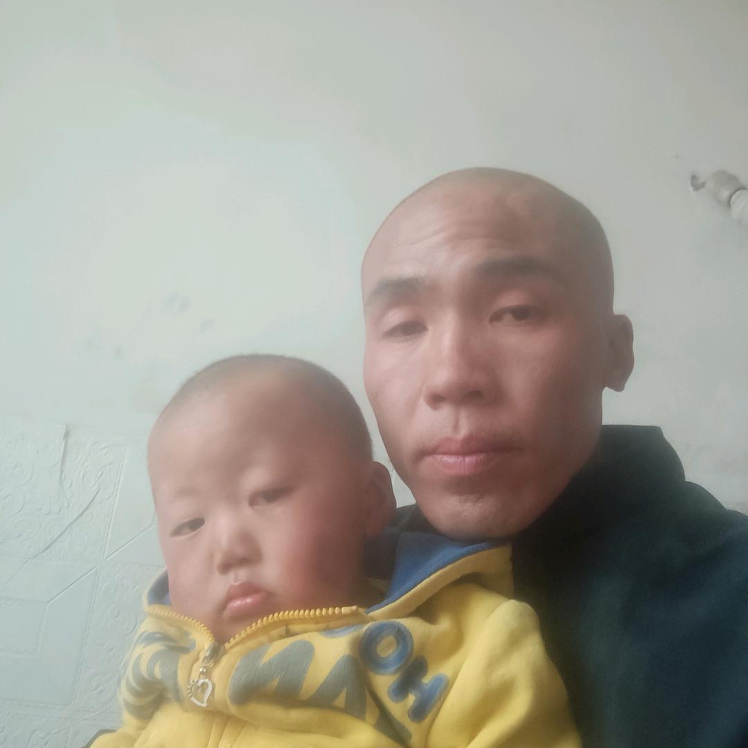 我是个单亲爸爸我是1989年8月30号