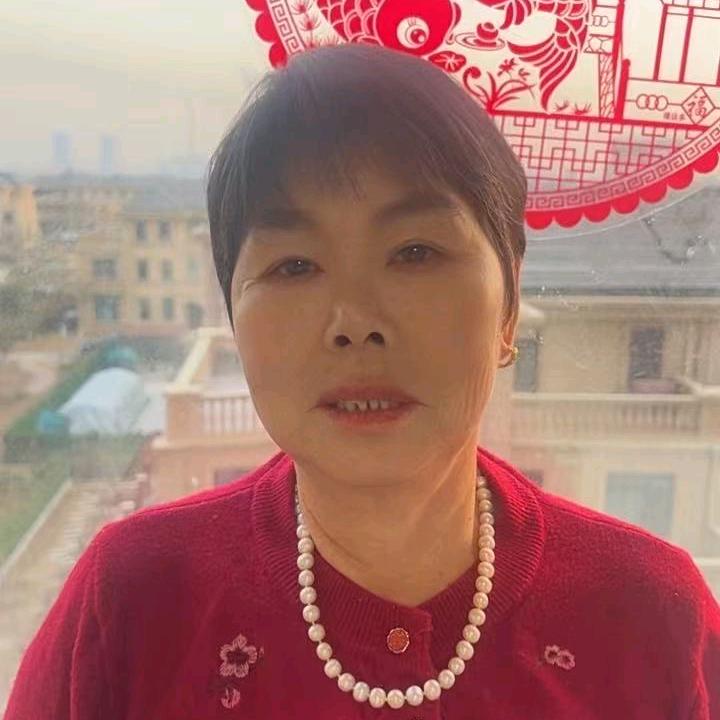 硕硕姥姥