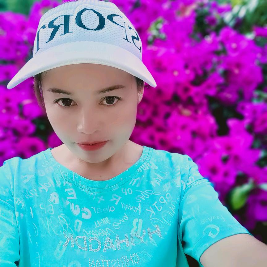 ❤爱笑的一个傻丫头✨✨