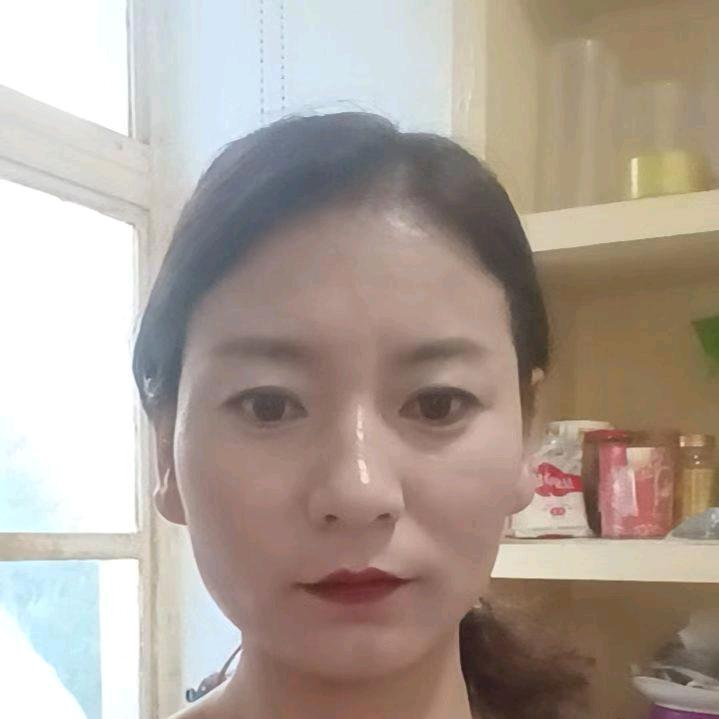 倩倩小妹爱漂亮