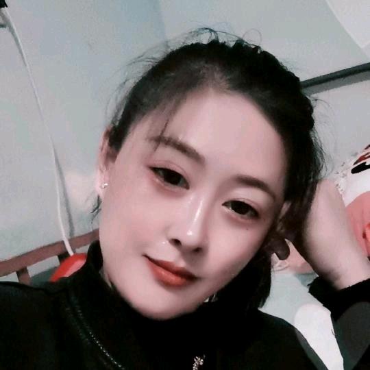 篮灵儿
