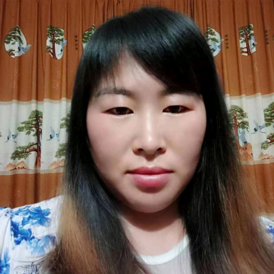 微笑只是伪装自己