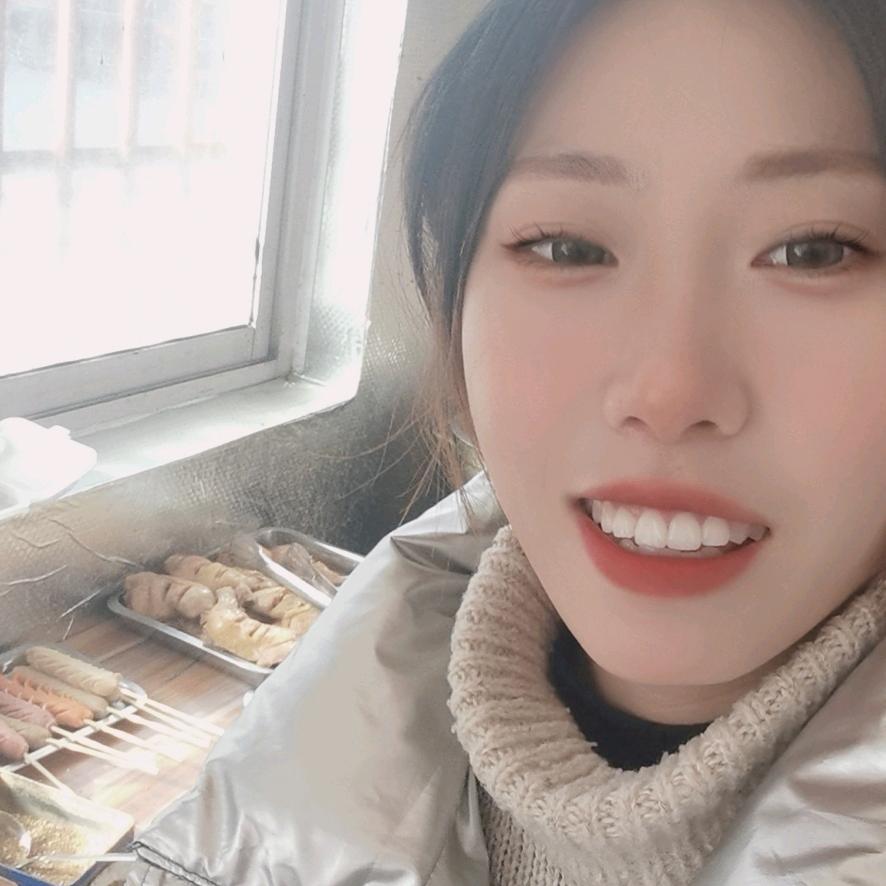 闻垣香炸鸡腿铺官方号（晶晶炸鸡腿）