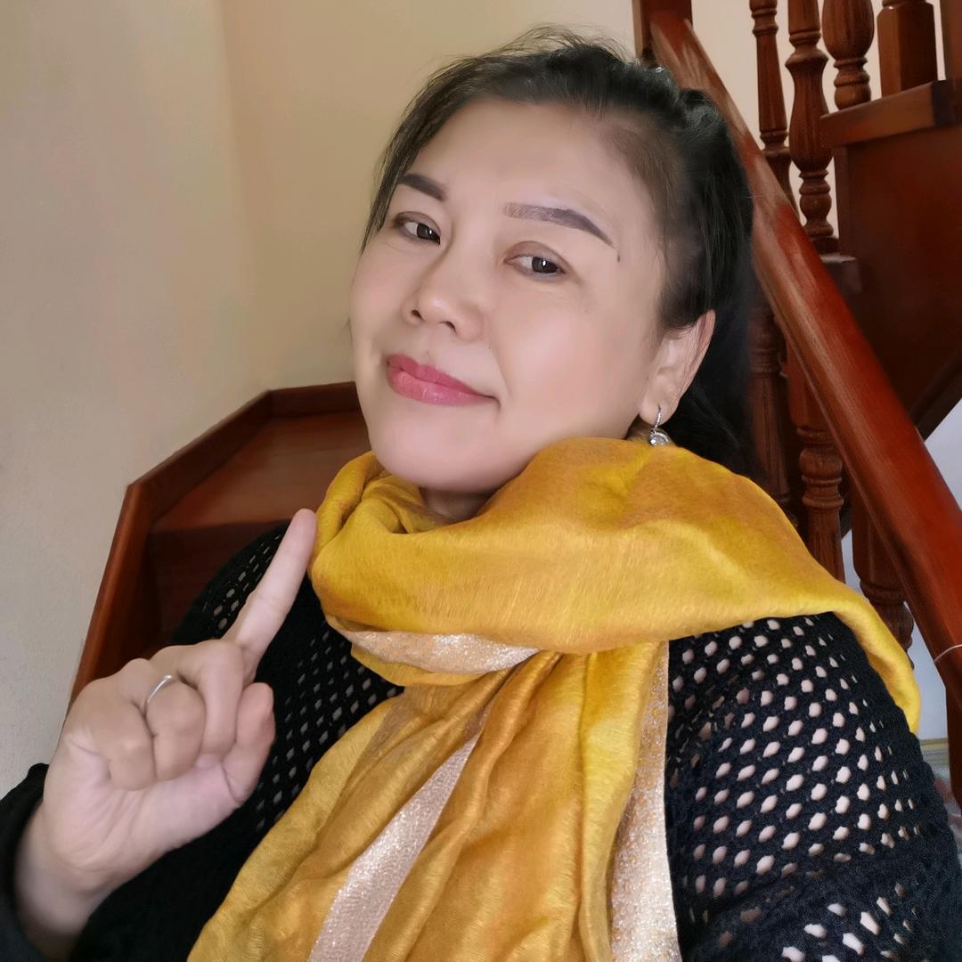 梅子服装穿搭