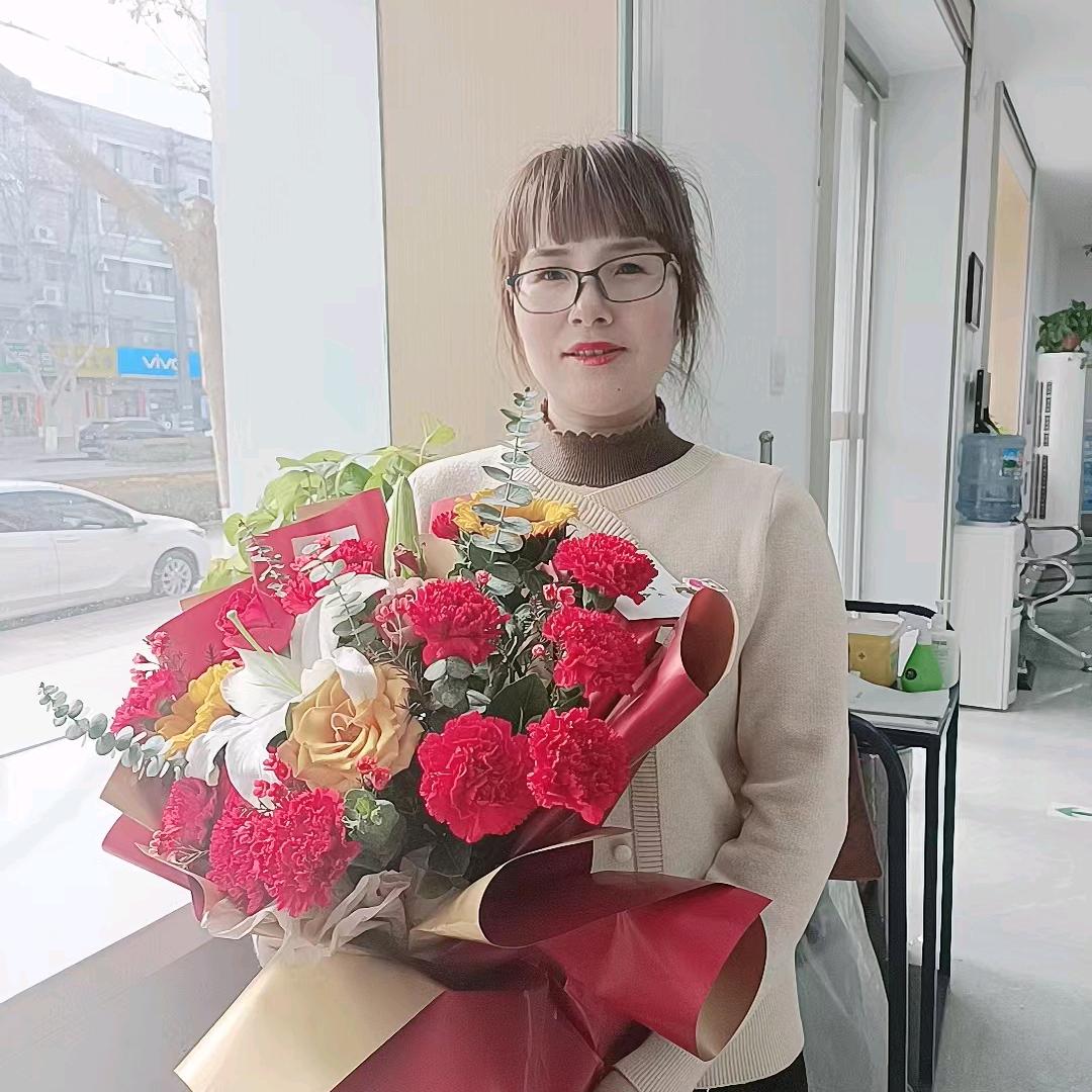 肉肉爱吃肉肉😜