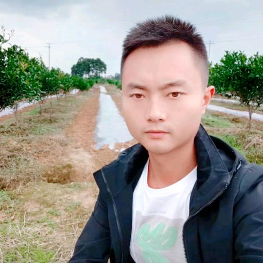 青神 罗淞榕 (青神苧金种植家庭农场).