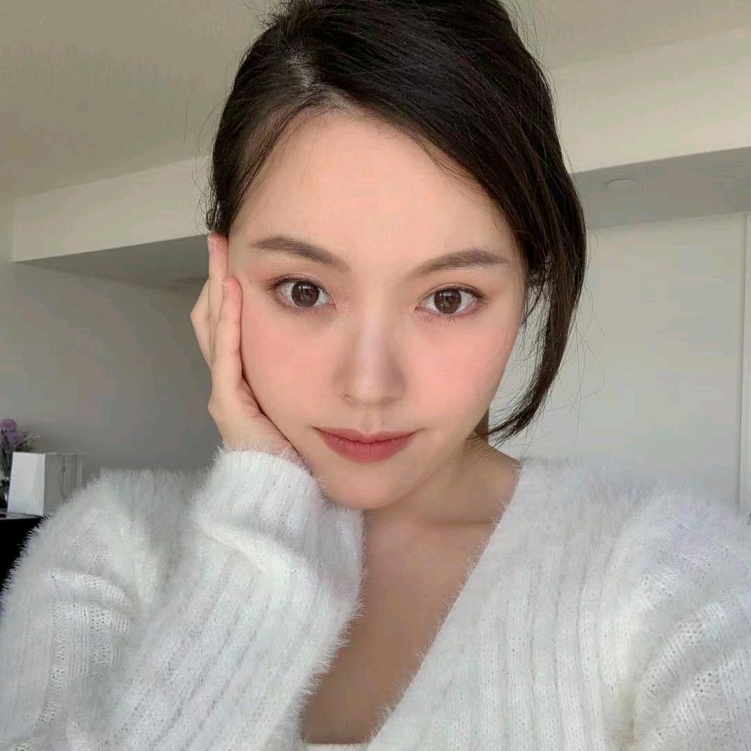 是艾琳酱呀