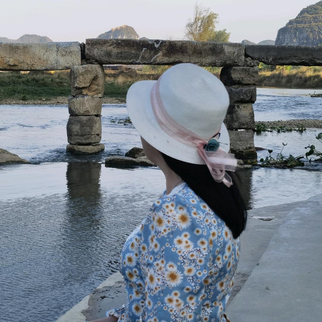 溪水清清