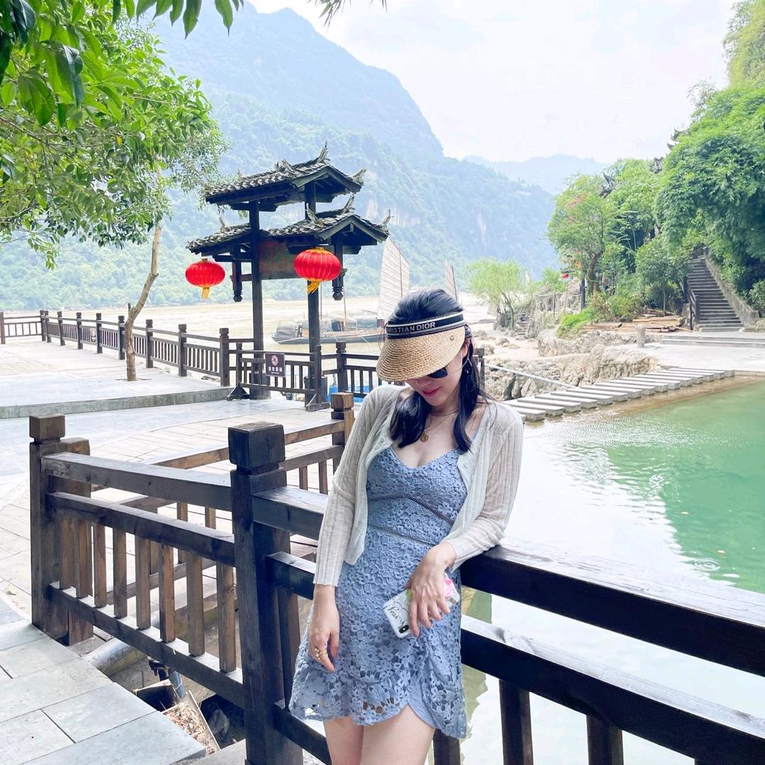 露露HY