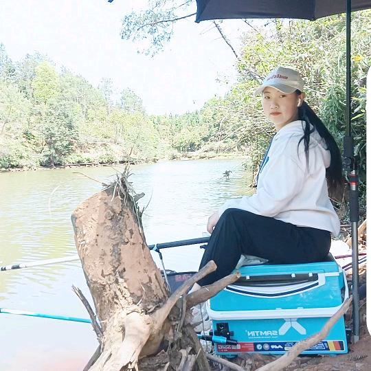 香江湾生态钓场（段妹妹）