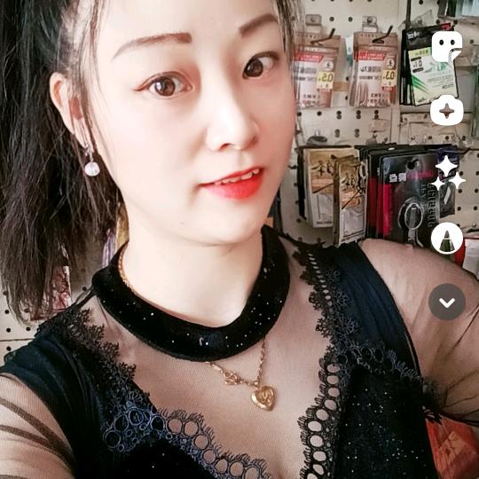 芳姐三娃