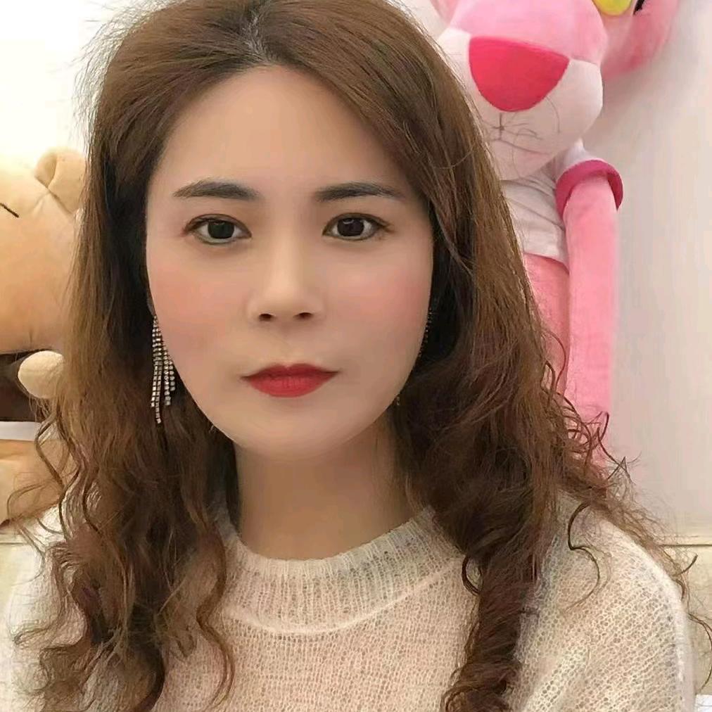 秋秋潮牌女装