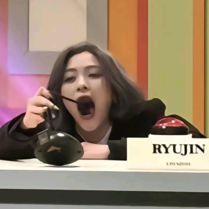 小刘是绿头发