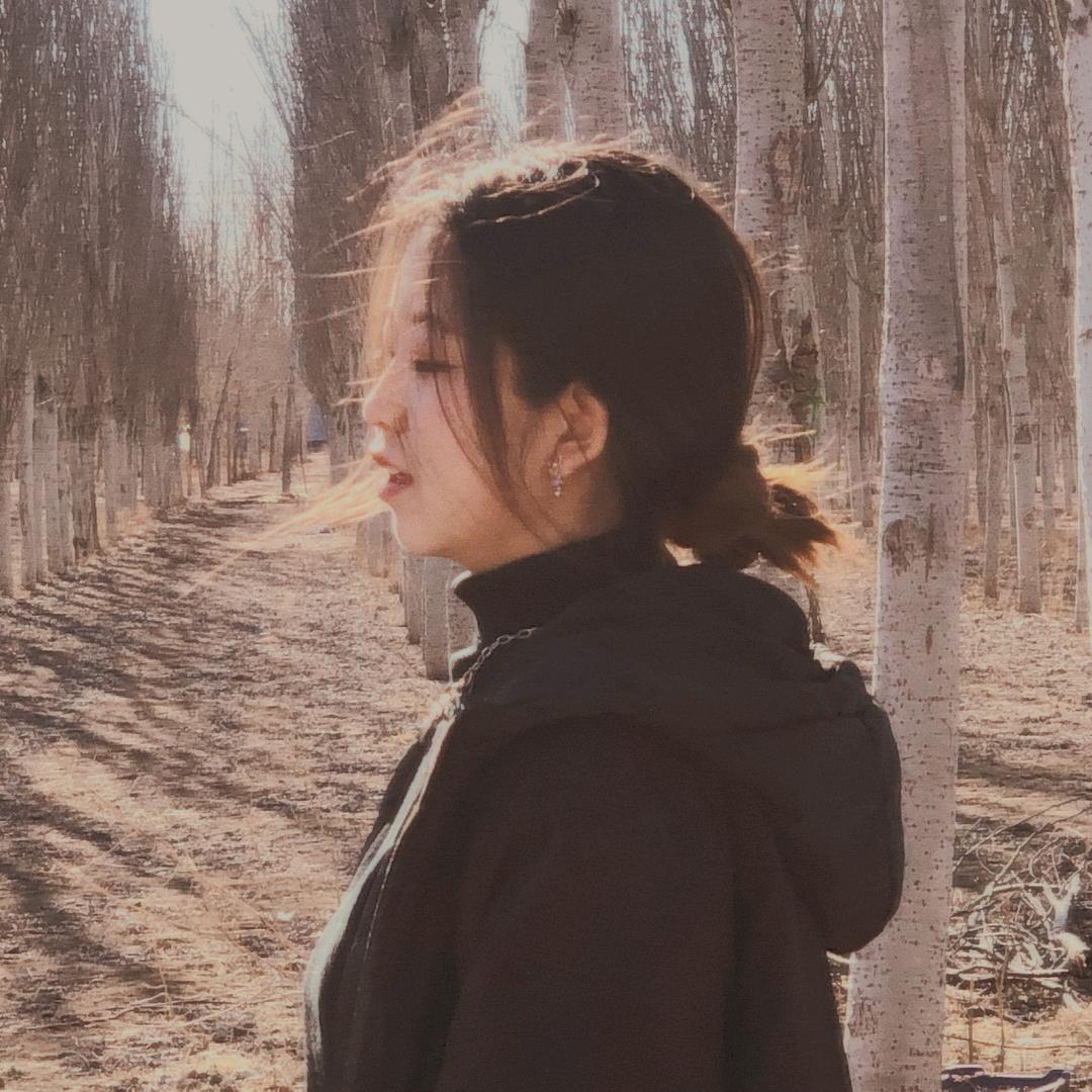 谁都不 李女士