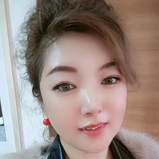 伊美化妆品（杏树店）
