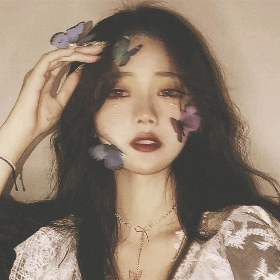 飞燕睡醒了