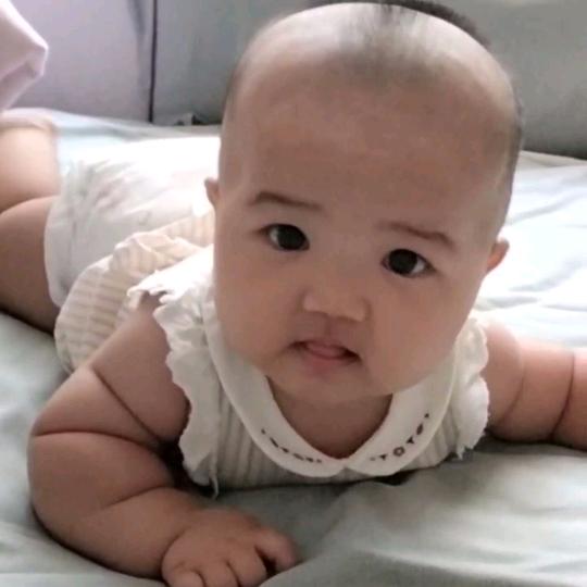 深晨