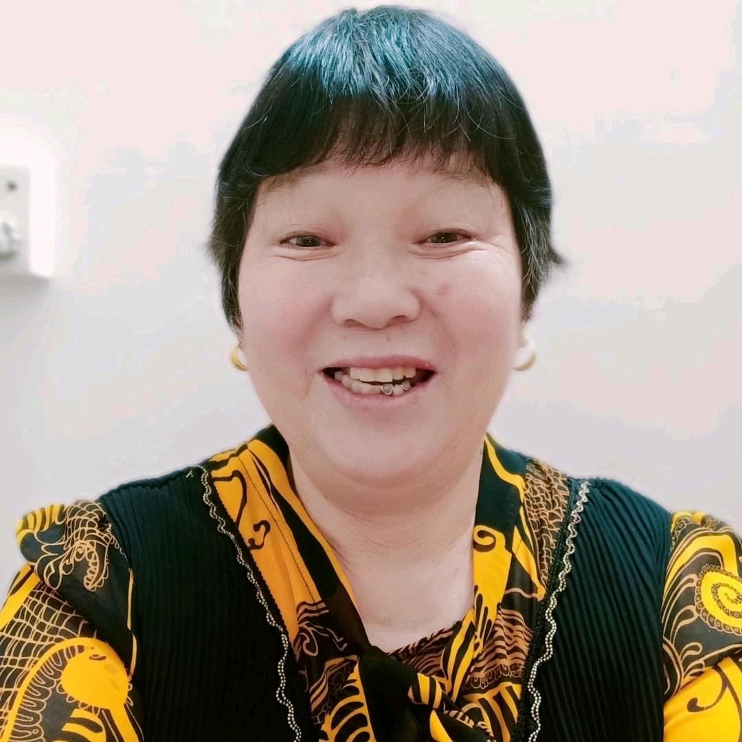 刘月英