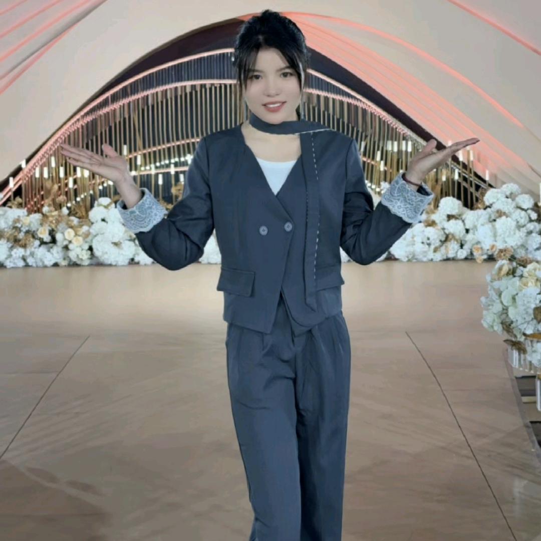 婚礼主持盼盼