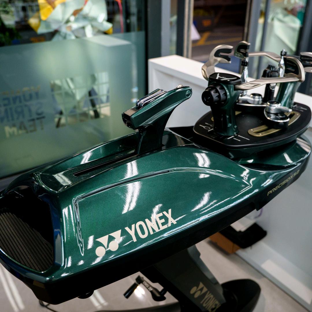 尤尼威海羽毛球