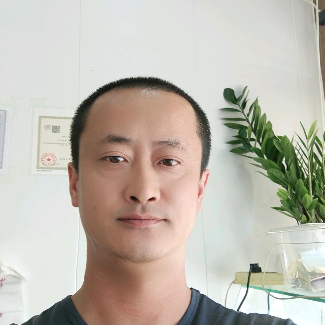 冠良哥传媒工作室